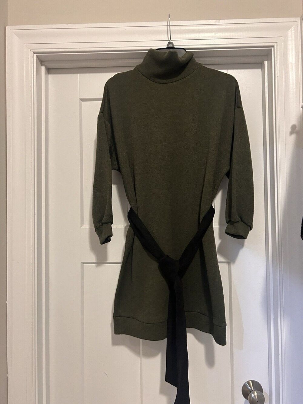 Drew Mock Neck Sweater Mini Dress Green Sz XS City Cozy Bodycon Artsy Modern